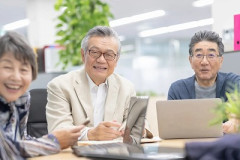 40歳のニートだけど65過ぎの両親がまだフルタイムで働いてて笑えない