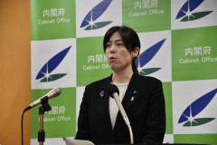 小野田大臣「私は2次元しか愛せない」記者会見で語る