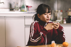 トメ弟「一発ヤラせろよ」私「はぁ？意味がわからないんですけど」トメ弟「前妻ちゃんはヤラせてくれたのにお前はできねーのか？俺を拒否して階段から落ちてみるか？」