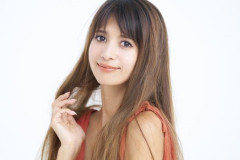 【衝撃】吉川ひなのさん、19歳初婚を「ままごと婚だった」と告白してしまう・・・・・・・・・