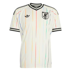 【画像】サッカーユニホームを街着に、W杯日本代表のアウェーモデルが爆売れｗｗｗｗｗ