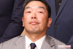 【動画】巨人・阿部慎之助監督さん、18歳長女への暴行容疑で“児相経由”現行犯逮捕・・・・・・・・・