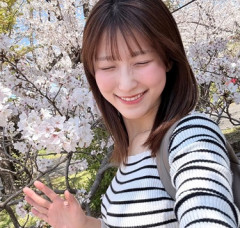 【画像】デカパイ地方女子アナ「つけ麺食べます🥰」