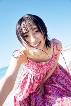 川﨑桜、1st写真集が上半期の写真集1位を獲得！！！！