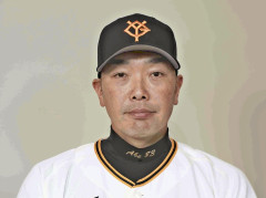 【速報】巨人・阿部慎之助容疑者、監督を辞任してしまう・・・・・・・・・