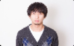 付き合うまでは行かないけど結構進展してる先輩の部屋に行ったら玄関に女物の靴があった。「姉妹いましたっけ？」と尋ねたら「俺、1人っ子」と言う。すると奥から…