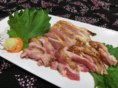 【悲報】九州人さん、鶏肉を生で食べるらしい・・・・・・・・・
