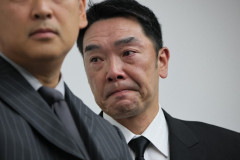 阿部の娘「警察が来て一番驚いているのは自分自身です。父が警察に連行された姿を見て、泣き崩れてしまいました」
