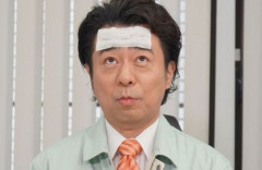 頭をぶつけて痛いのでコンビニにアイスノンを買いに行っただけの人、どういう訳か警察に組み伏せられて「現行犯だ」と締められてしまう…