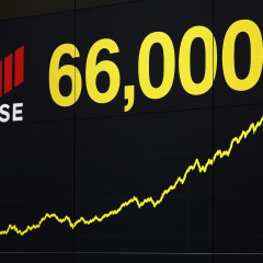 東証、初の6万6千円越え   #速報 |  7万までいくなこれ