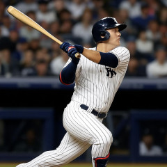 村上宗隆が２戦連発の19号同点２ラン 新人が５月中に放った本塁打最多タイ記録   #米国 |  守備にも着いてるし大谷より凄くね？