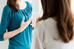 【友やめ】友人が我が家に来たが、食事の準備や後片付けをまったく手伝わず、ずっと布団に籠もっていた。しかもさらに…
