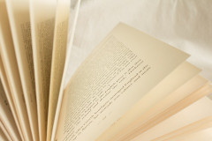 お前らって小説読めなさそうだよな
