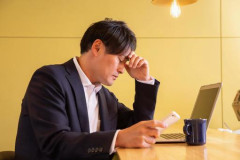 会議中ワイ「アグリー」「そのままフィックスで」 上司「ちょっといい？」