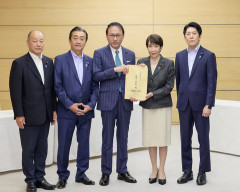 自民、ストーカー加害者へGPS装着を提言。高市首相「世界一安全と言われた日本の治安は絶対に維持したい」