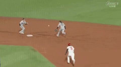 小川龍成の守備、おしゃれすぎる