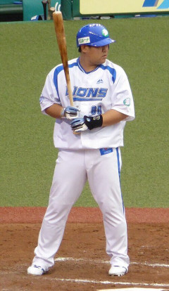 おかわり中村←本塁打王6回なのに通算安打1830で名球会無理wwwwww