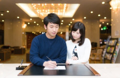 お前らってホテルに早くついてもチェックイン時間まで黙って待ってそうよな