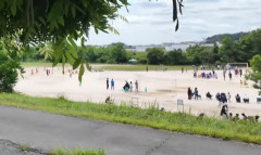 東京・昭島市 多摩川河川敷の公園に大型獣の糞！