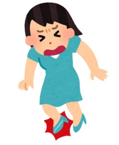 高いヒールの靴が痛すぎて苦手な私。みんな痛いのを我慢してるのに自分は…と思っていた。でもネット見てたらある事実が判明…！