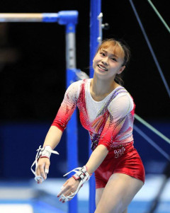 【画像】女子体操選手「男が性的な目で見てきてキモいからハイレグやめてコレ」ﾊﾟｼｬｯ