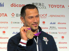 ワイ「おっ、ハンマー投げ日本記録ランキングか…まぁ室伏広治が1位やろな」