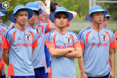 ◆画像◆麦藁帽を被った日本代表FW塩貝建人さんが幼稚園児のようだと話題に！