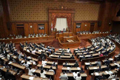 国会議員ボーナス据え置き　改正法成立、国民感情に配慮