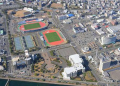 「多機能複合型」外しても…サッカースタジアム計画2案とも200億円超　鹿児島市、駐車場146台のみ