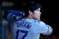 大谷翔平の好成績に“難癖”「中身がない」　お騒がせ司会者がまた噛みつき「感銘受けない」