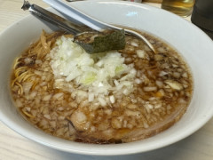 【怒報】麺類に玉ねぎ入ってるのが許せないんだが