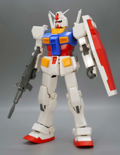 Ver.Kaのガンダムがガンプラ化されるんだ！すごい！ってなったのに当時ネットではひたすらボロクソ言われててかなしくなった