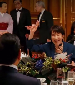 【動画】高市早苗さん、ベトナム大統領の前でベロンベロンに酔っ払って謎ダンス