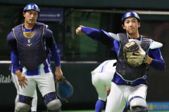 DeNAコーチ「突然正捕手トレードはびっくりした。『松尾（21）でいける』という判断なんでしょうね」