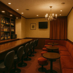 【悲報】「スナック」とかいう謎の店