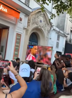 【動画】フランス人さん、サッカーでフランスが勝利したので暴動へｗｗｗｗｗｗｗｗｗ