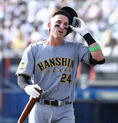 阪神　ディベイニーが指名打者で来日初スタメンも無安打…9回好機も空振り三振「今日一番重要なことは…」