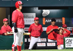 カープ新井監督『ロロロソソソ6連敗』を謝罪「勝つところをお見せできなくて申し訳ない」【監督談話/反省会】