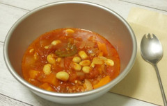給食でしか食べたことのないもの　第一位：ポークビーンズ