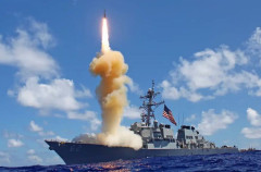 米軍がイランに向かう船にミサイル攻撃、警告20回以上無視…戦闘終結交渉停滞で封鎖継続！