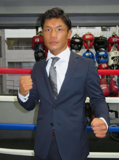 【悲報】現役ランカーの警察官ボクサー杉田ダイスケさん、駐在所で亡くなる・・・・・・・・・