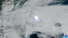 米国上空で隕石が爆発、TNT火薬300トン相当の威力…NASA！