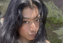【放送事故】ローラさん、インスタでエッロい水着姿とケツのア◯丸出しの写真をアップしてしまう・・・
