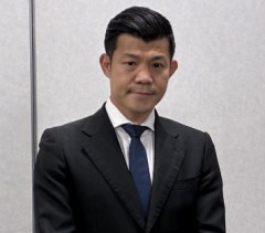 【画像】亀田興毅さん(39)「ハゲた、てっぺんハゲた...毛あらへん。」