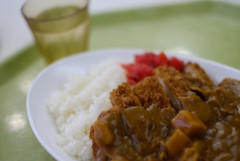 みんなの高校は学食あった？
