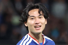 【困惑】日本代表さん、南野拓実をメンターとしてW杯に帯同させてしまう
