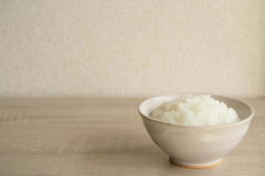 【悲報】 コメ消費者離れに価格下落…「在庫率は過去最高40%」加速する販売競争