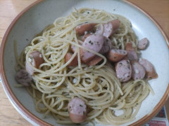 【悲報】手作りペペロンチーノ、どれだけ頑張ってもニンニク塩焼きそばにしかならないｗｗｗｗｗｗｗｗｗｗ
