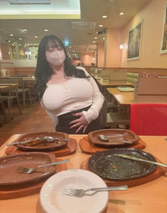 【画像】サイゼに連れてった彼女、食い過ぎる