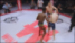 【動画】格闘家さん、5人同時に試合してしまうw